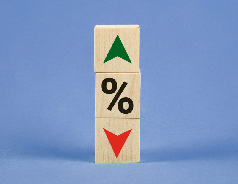 Interest Rates Expected to Fall in Late 2025